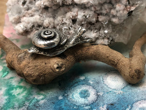Snail Dangle
