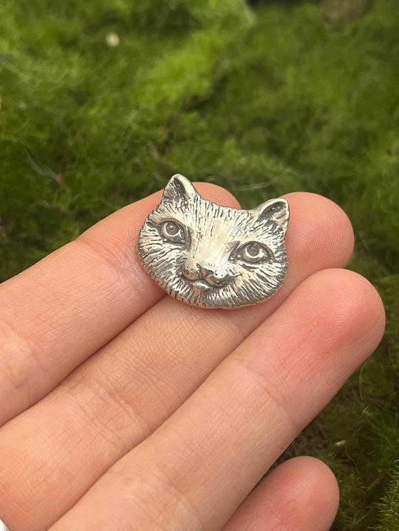 Sterling Silver Cat Face Button